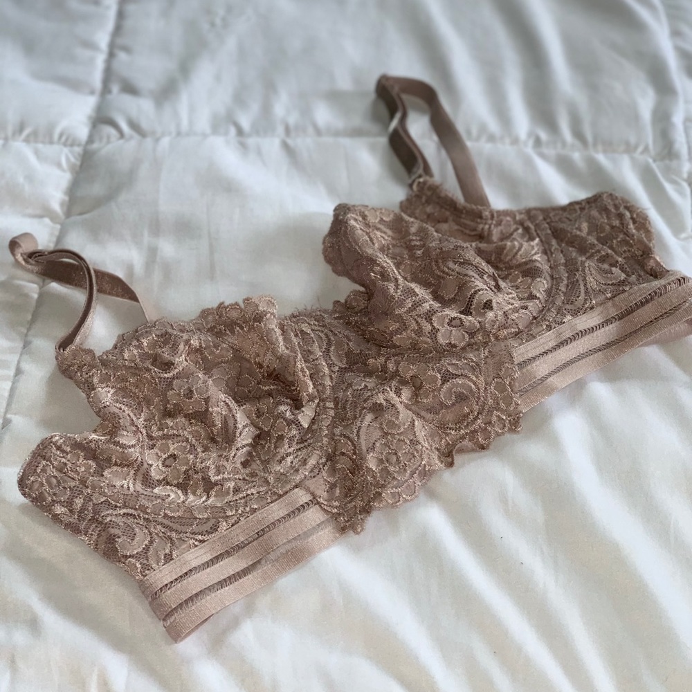 Sexy unlined lace bra